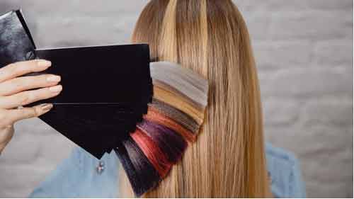 تطابق رنگ مو و اکستنشن مو در نور طبیعی